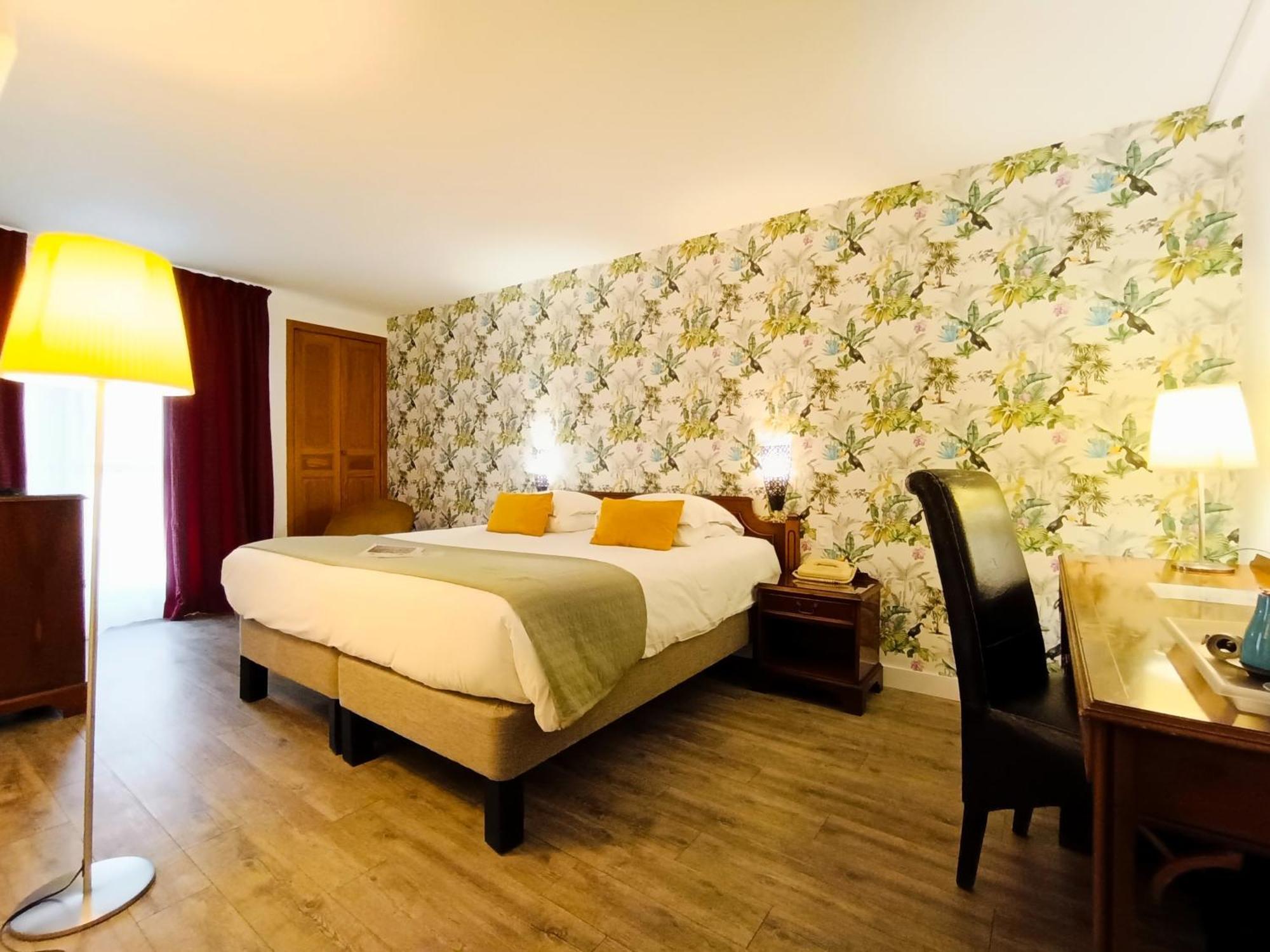 Hotel Des Tuileries Ним Екстериор снимка