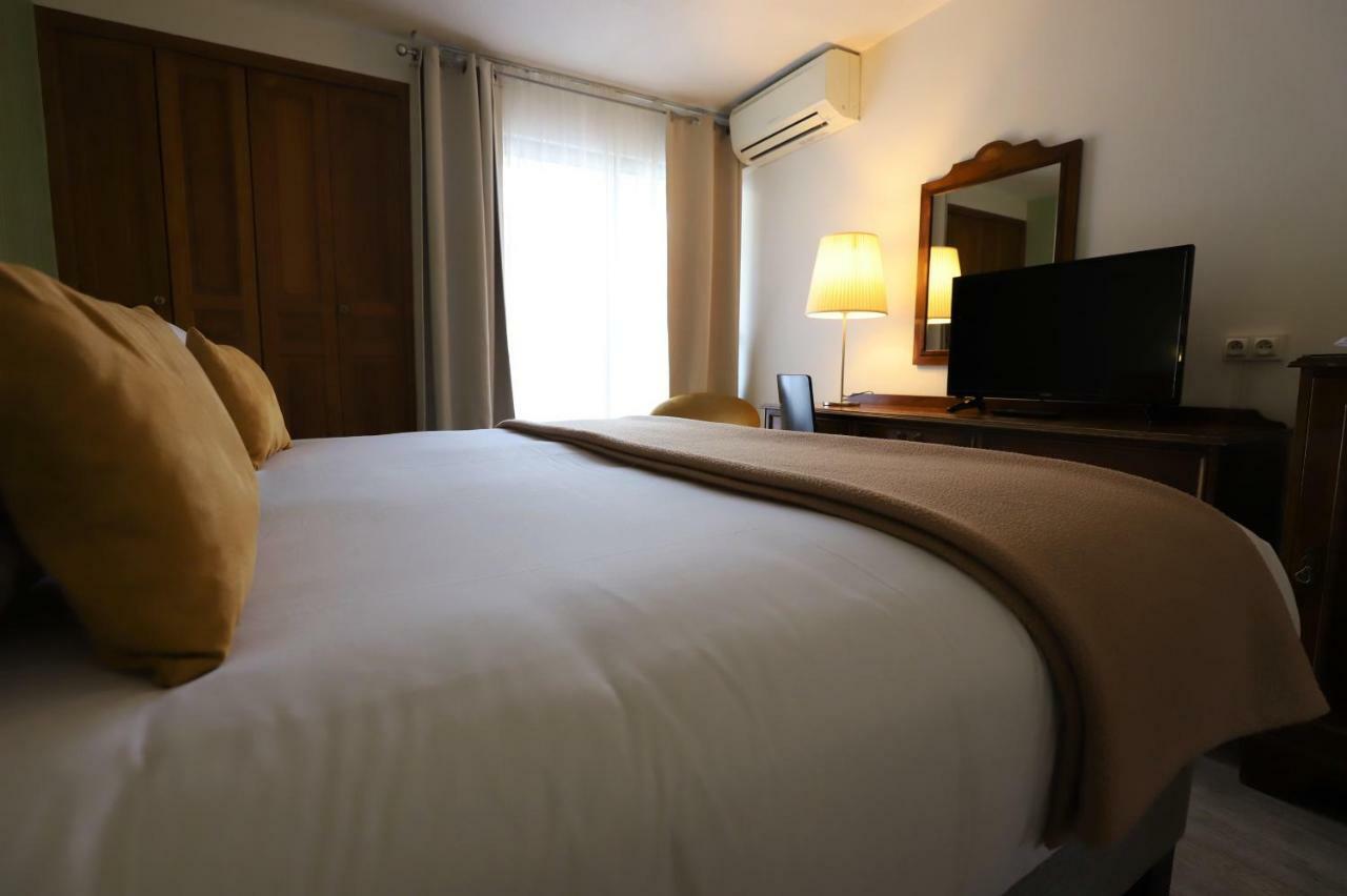 Hotel Des Tuileries Ним Екстериор снимка